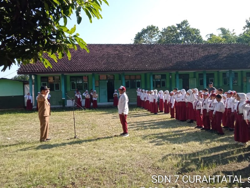 Halaman Sekolah